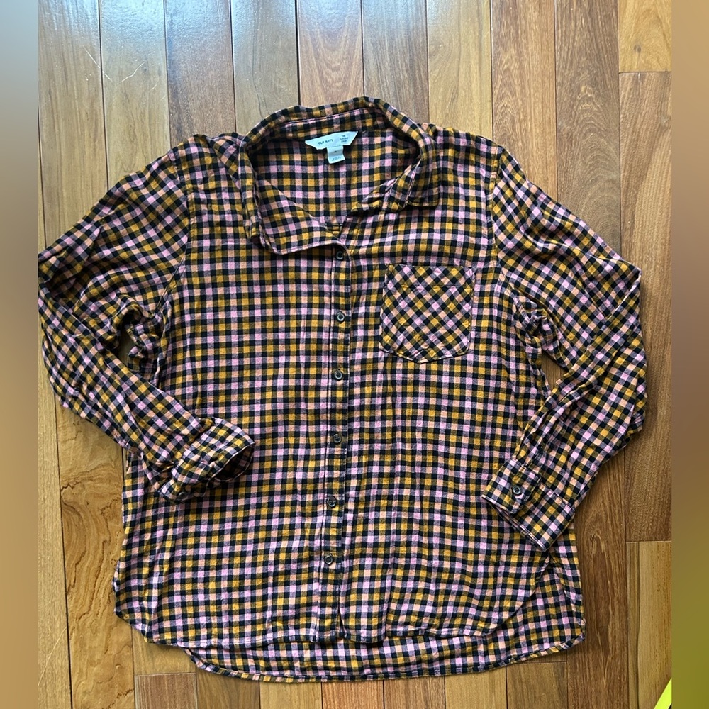 Old Navy Women’s Button Up